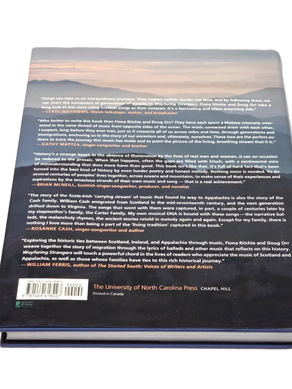 Wayfaring Strangers w/CD The Musical Voyage from Scotland Ulster to Appalachia